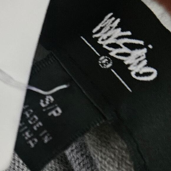 Gray Lightweight V Neck Sweater Size Small - Picture 3 of 4